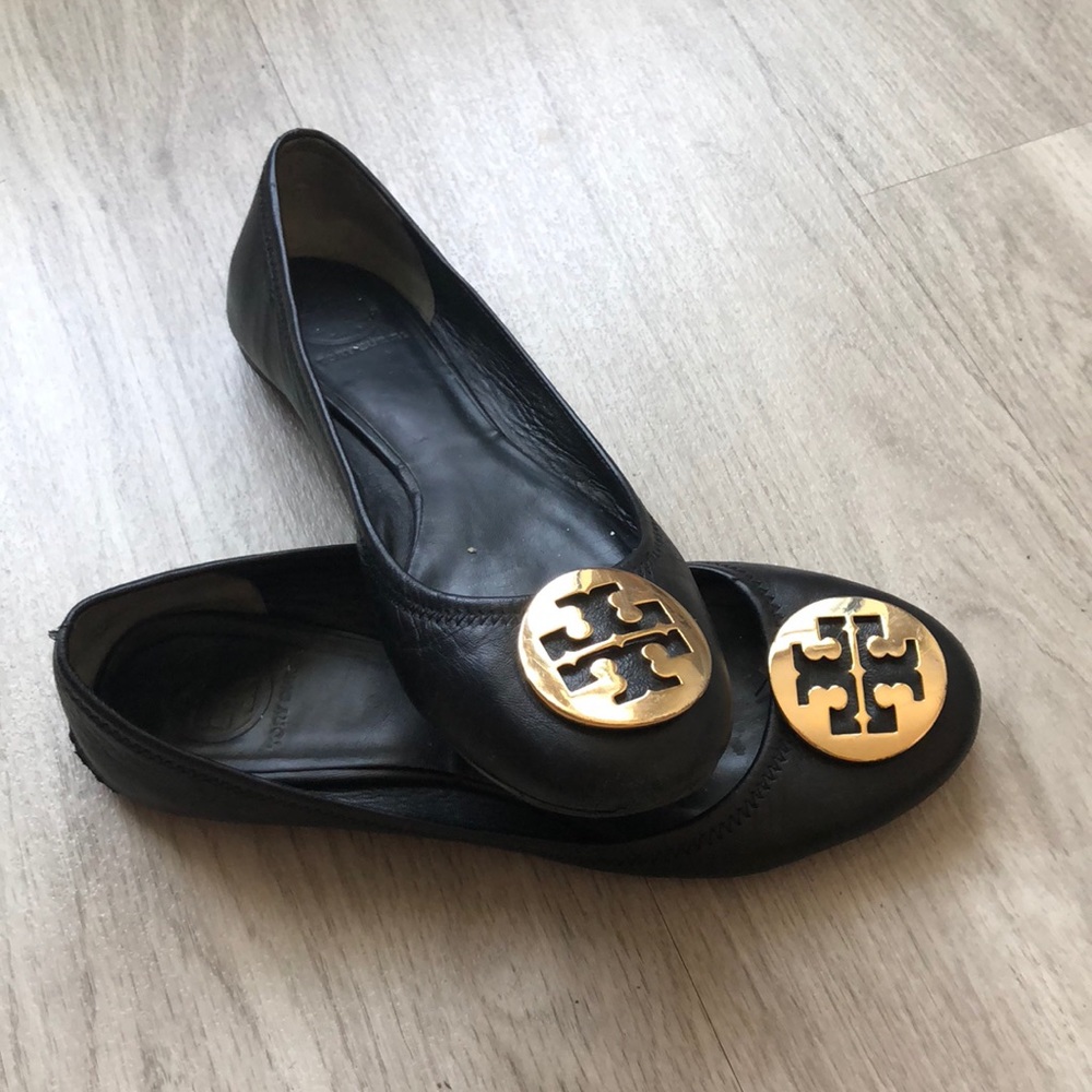 Tory Burch Flats - size 8